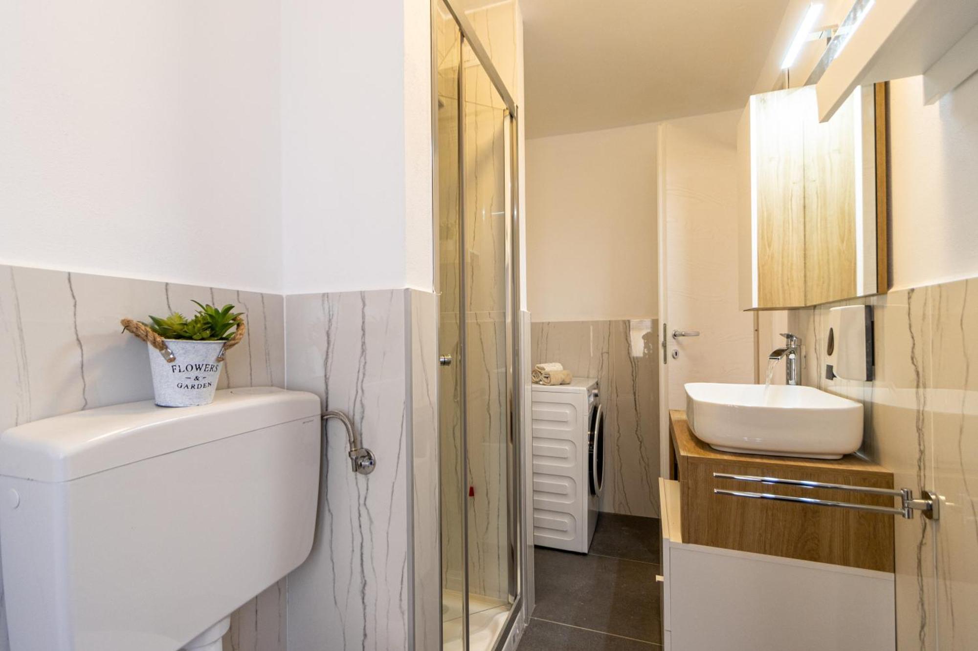 Golden Lake - Luxury Apartment ☆☆☆☆☆ - 100M From The Lake Baveno Esterno foto
