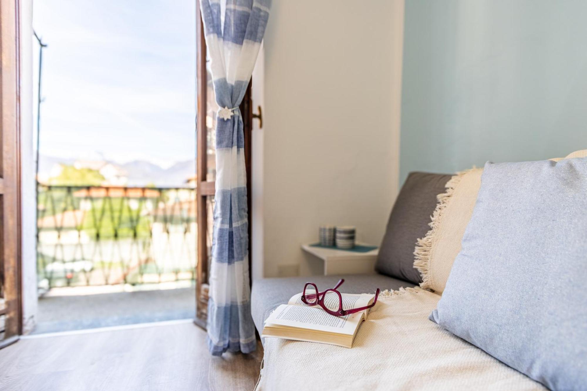 Golden Lake - Luxury Apartment ☆☆☆☆☆ - 100M From The Lake Baveno Esterno foto